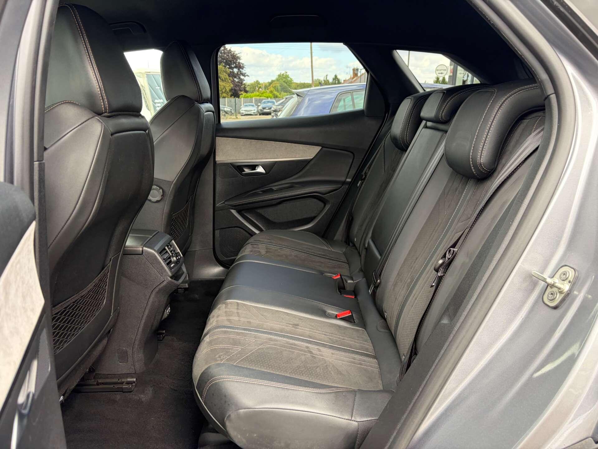 Peugeot 3008 view 20