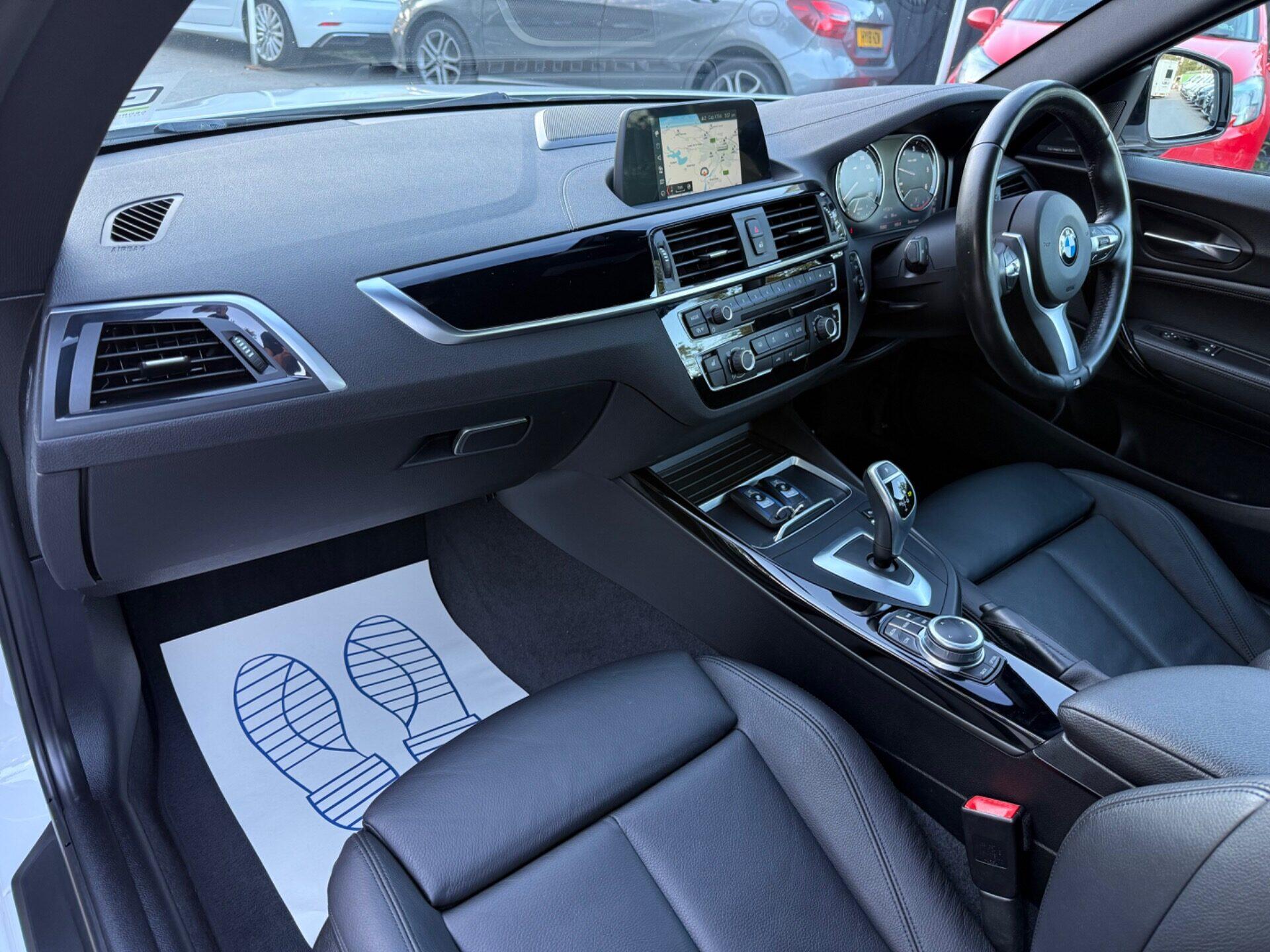 BMW 2 Series view 27