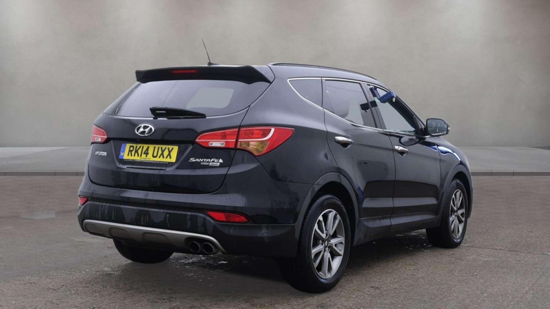 Hyundai Santa Fe view 10