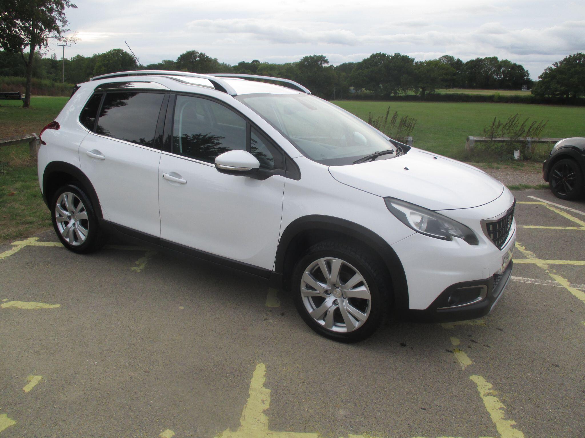 Peugeot 2008 view 7