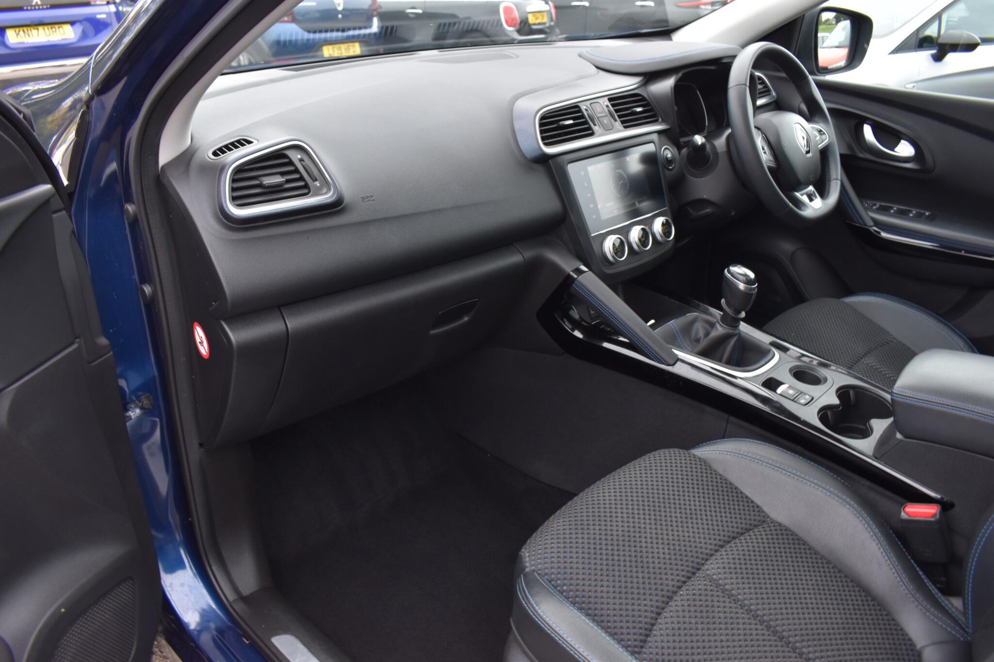Kadjar - 1.3 TCe S Edition Euro 6 (s/s) 5dr - Image 17
