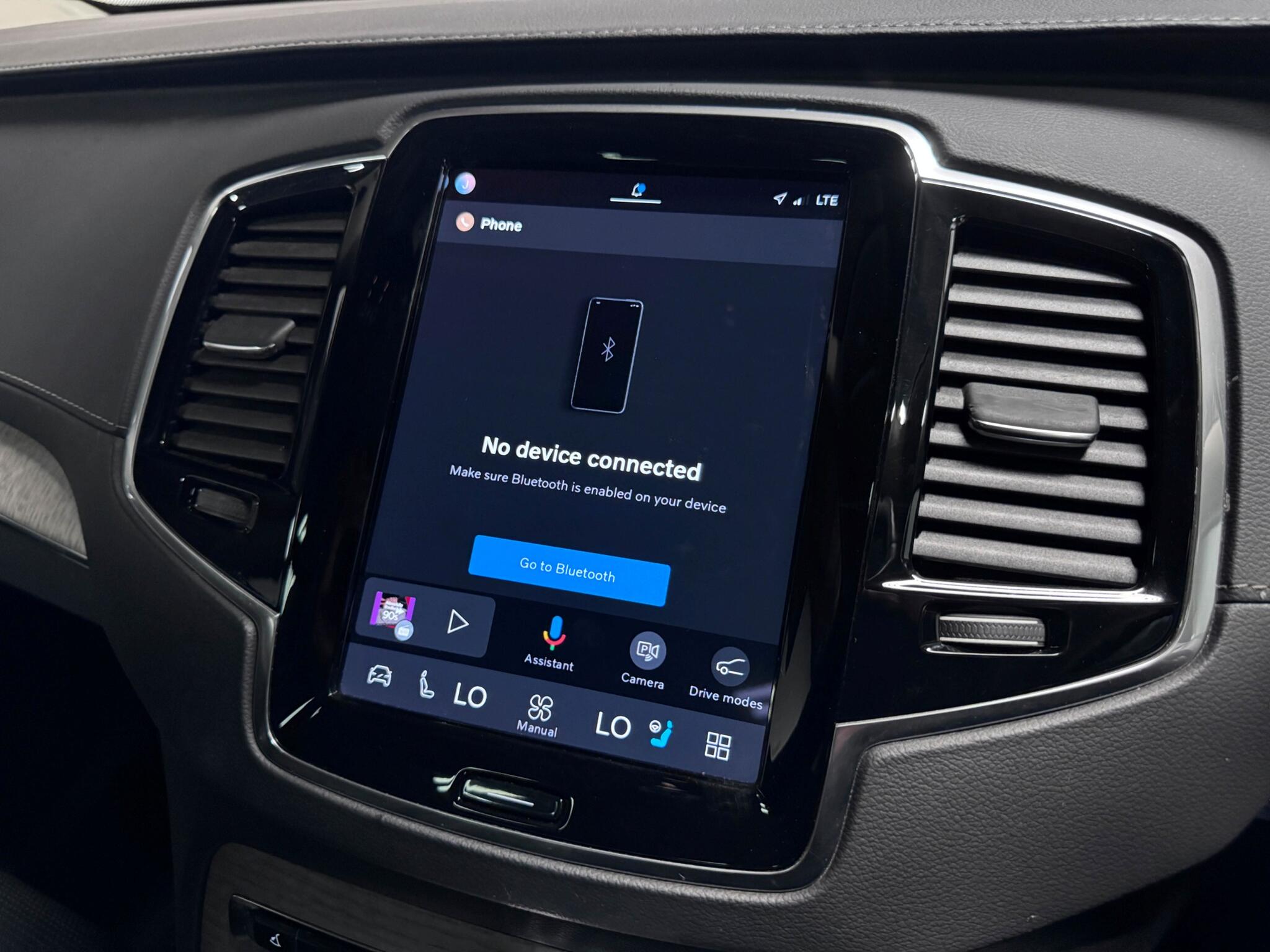 Volvo XC90 view 61