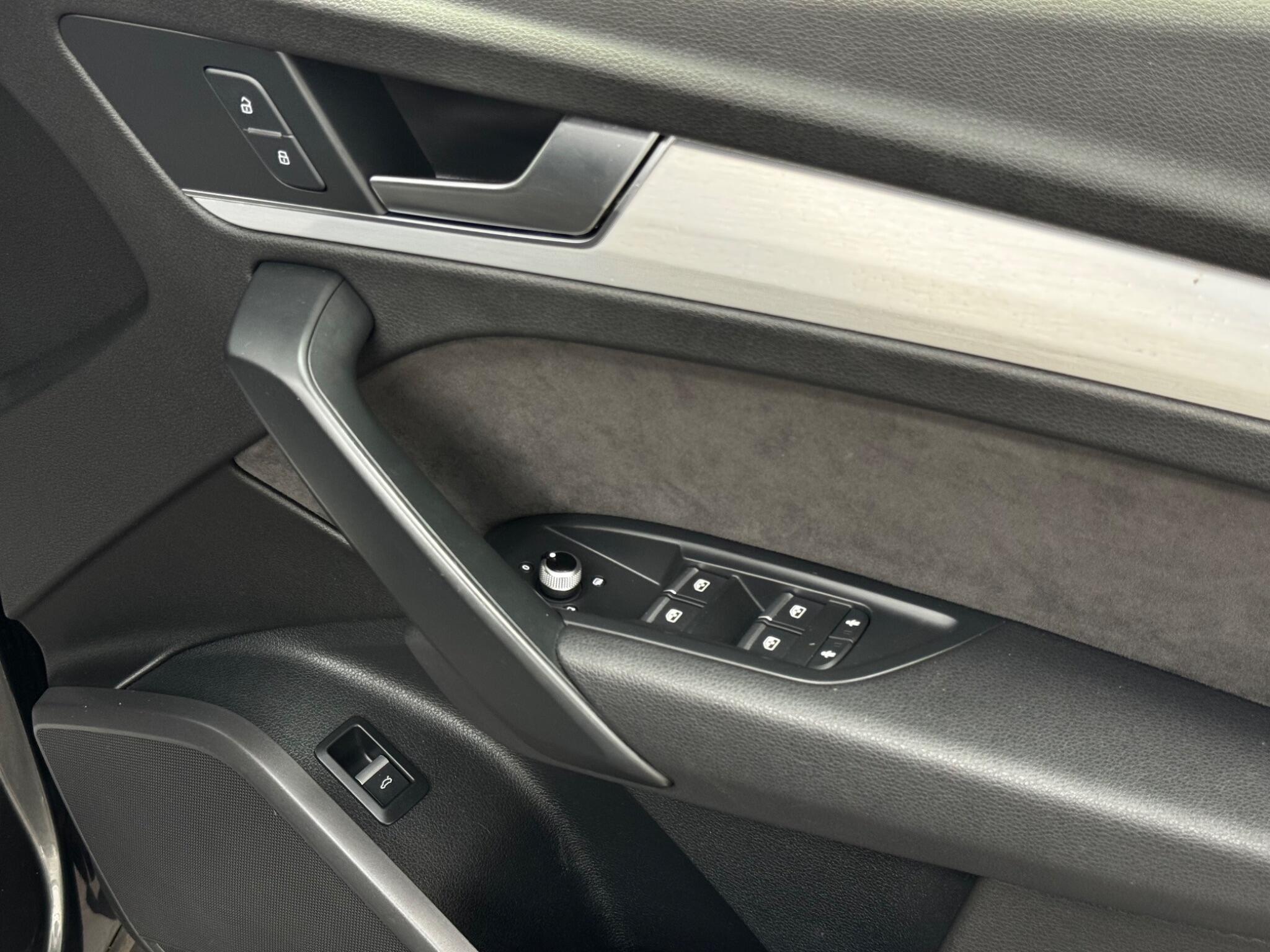 Audi Q5 view 39