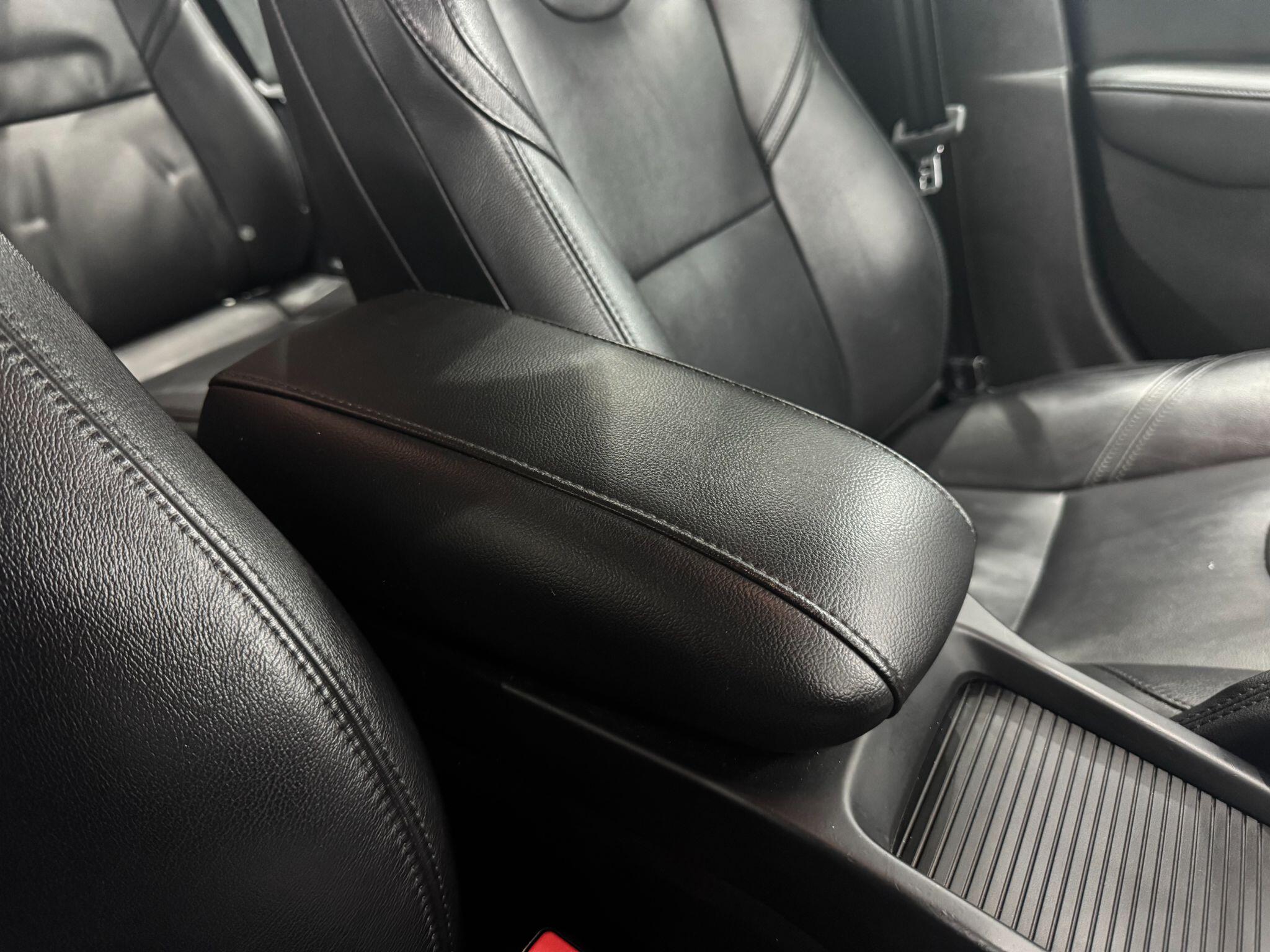 Volvo V40 view 38