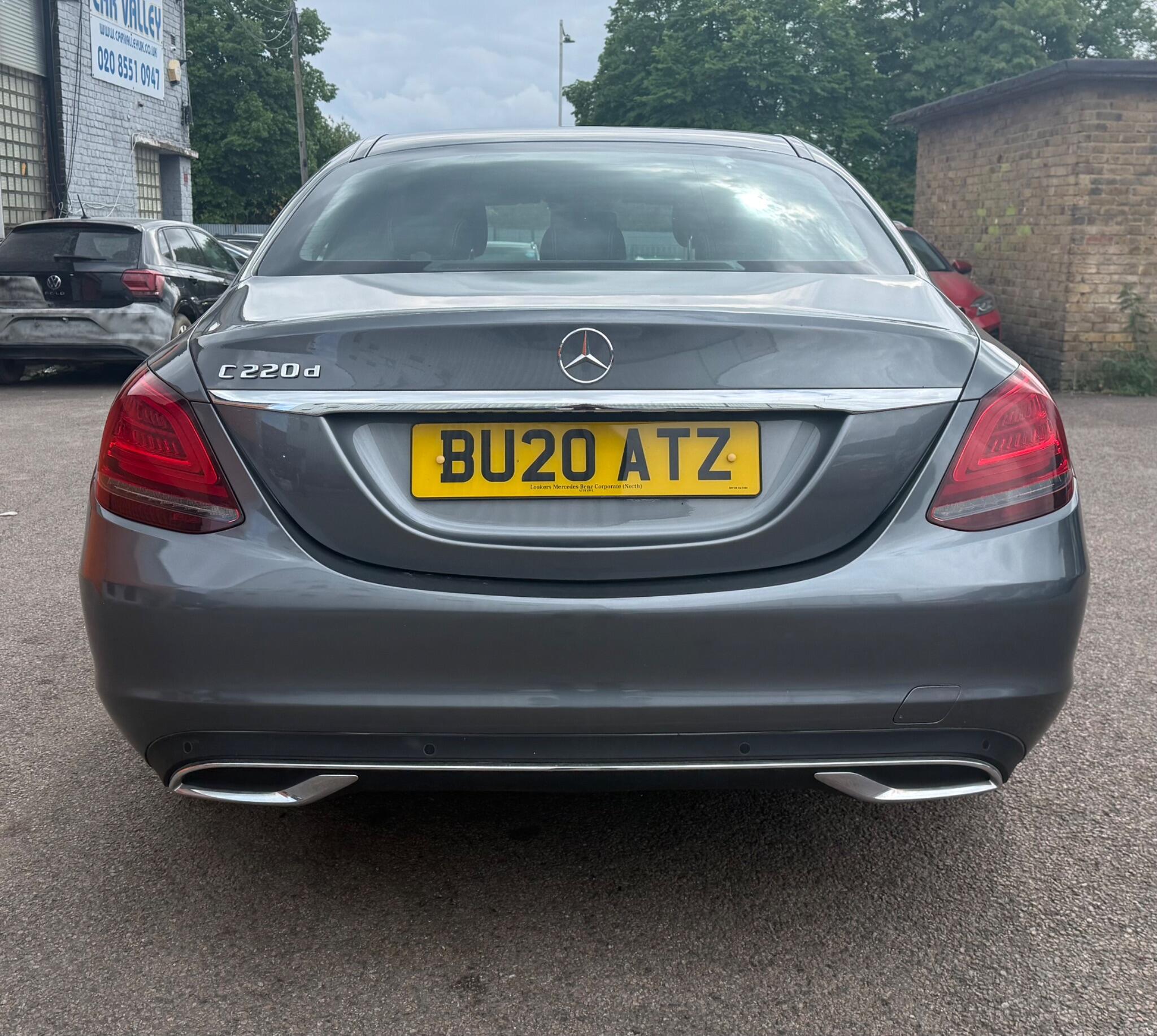 Mercedes-Benz C Class view 6