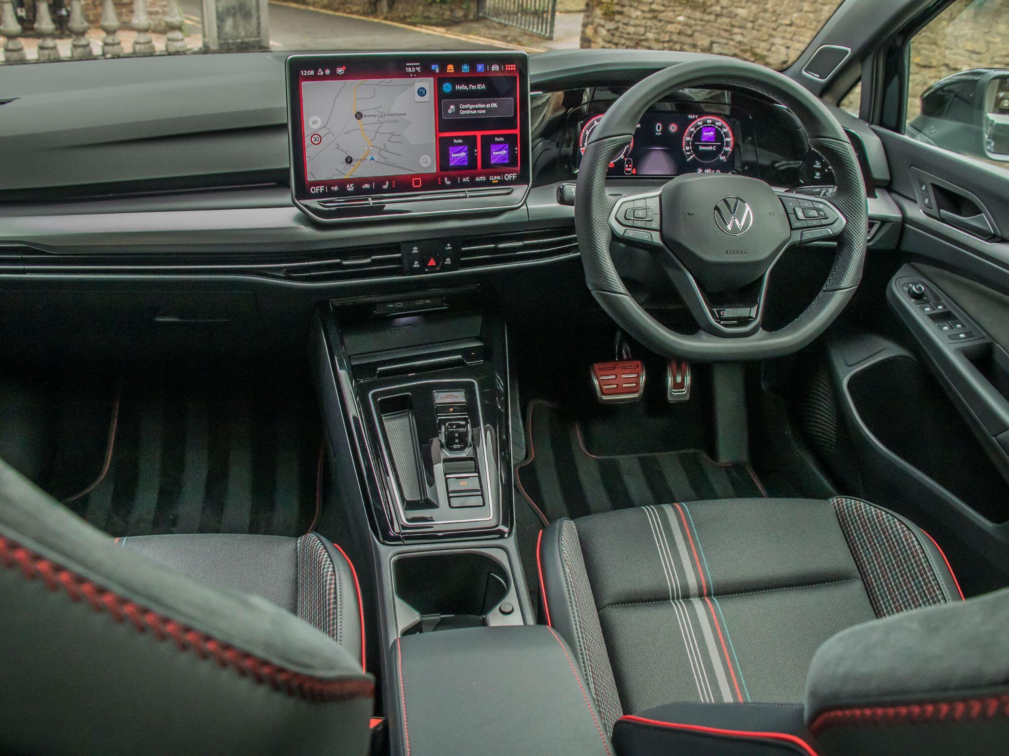 Volkswagen Golf view 20