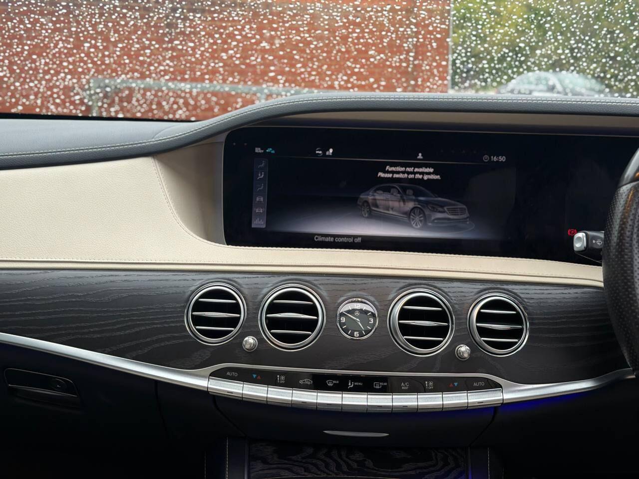 Mercedes-Benz S-Class view 26