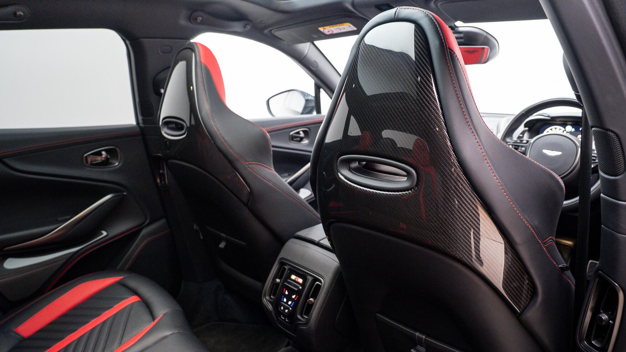 Aston Martin DBX view 8