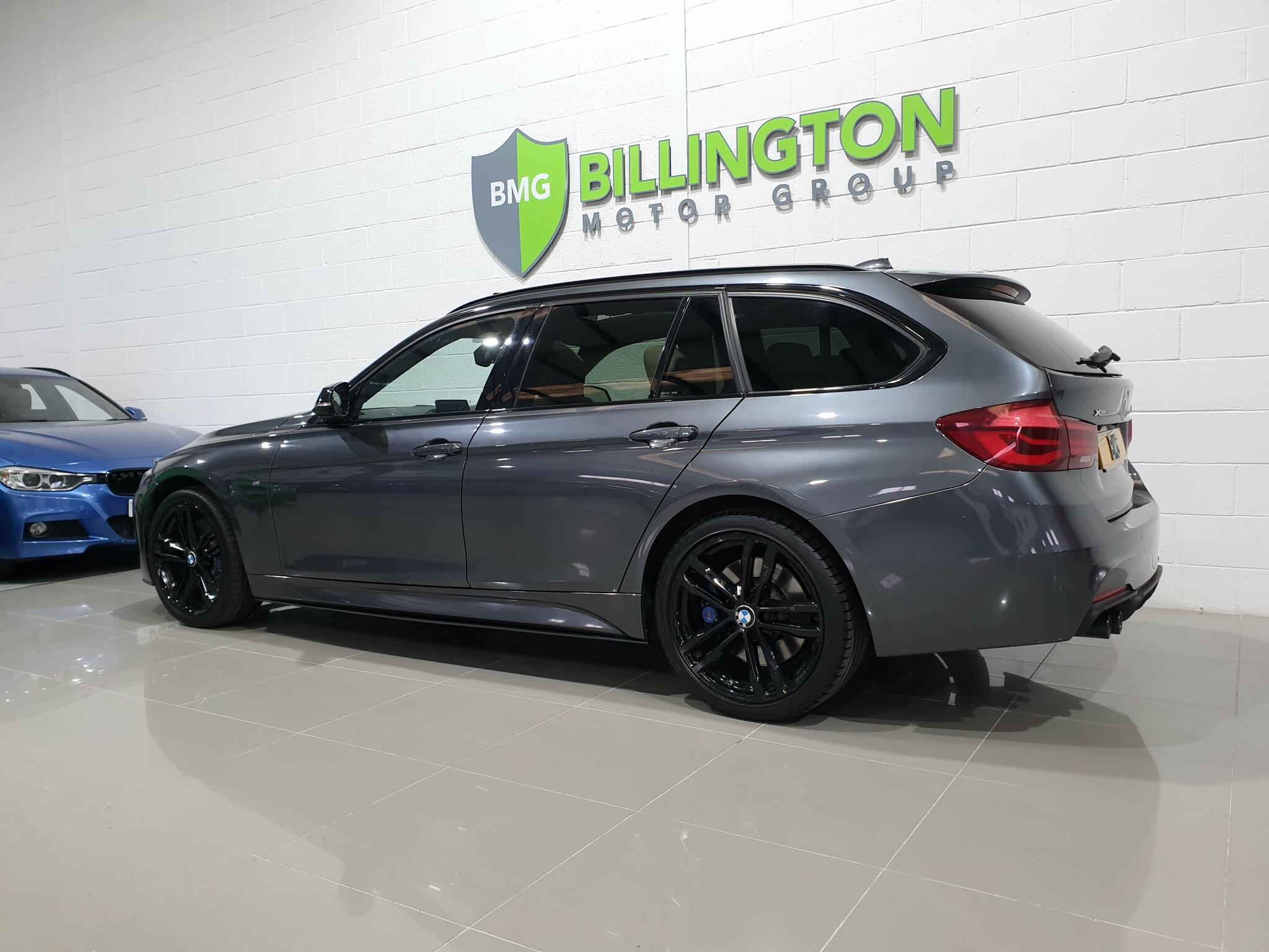 BMW 3 Series view 31