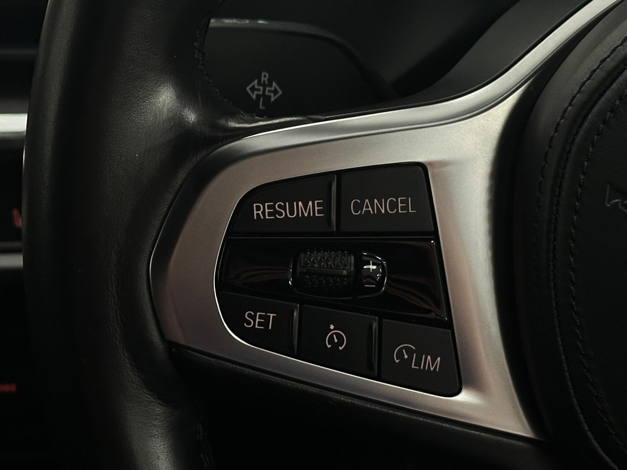 BMW 1 Series view 26