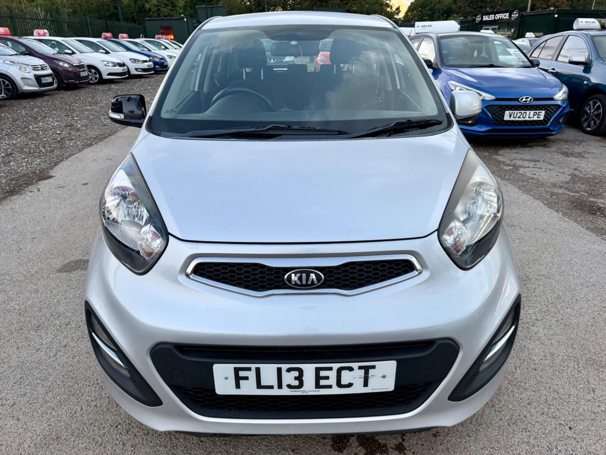 Kia Picanto view 8