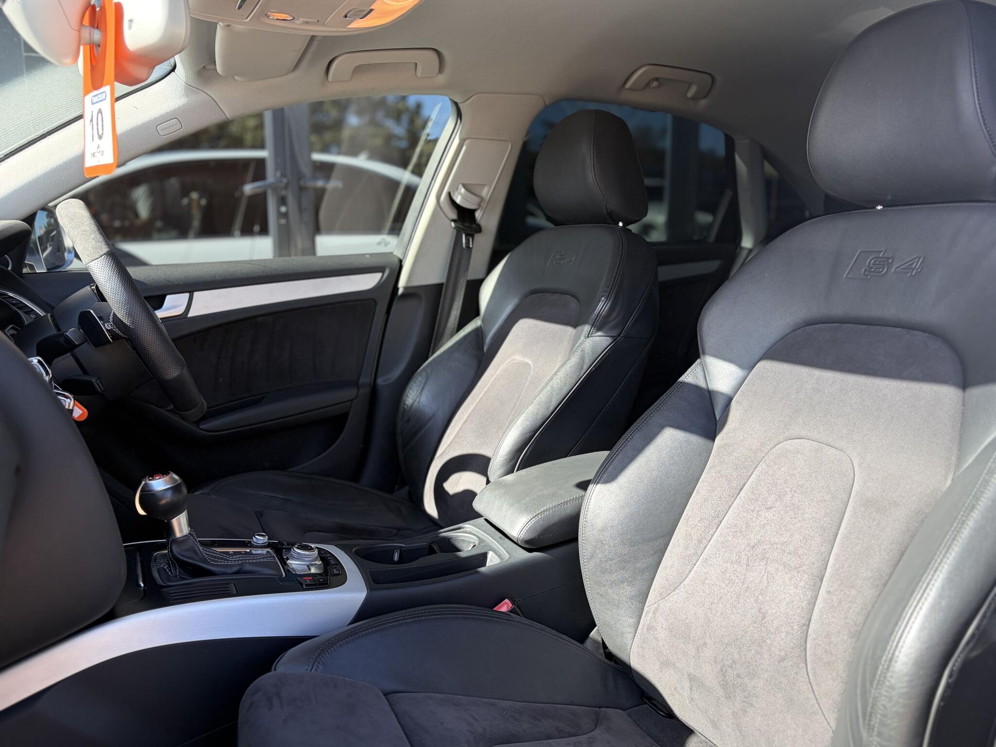 Audi S4 view 20