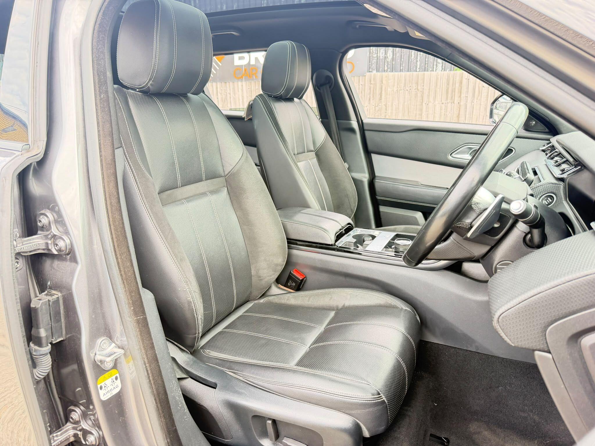 Land Rover Range Rover Velar view 12