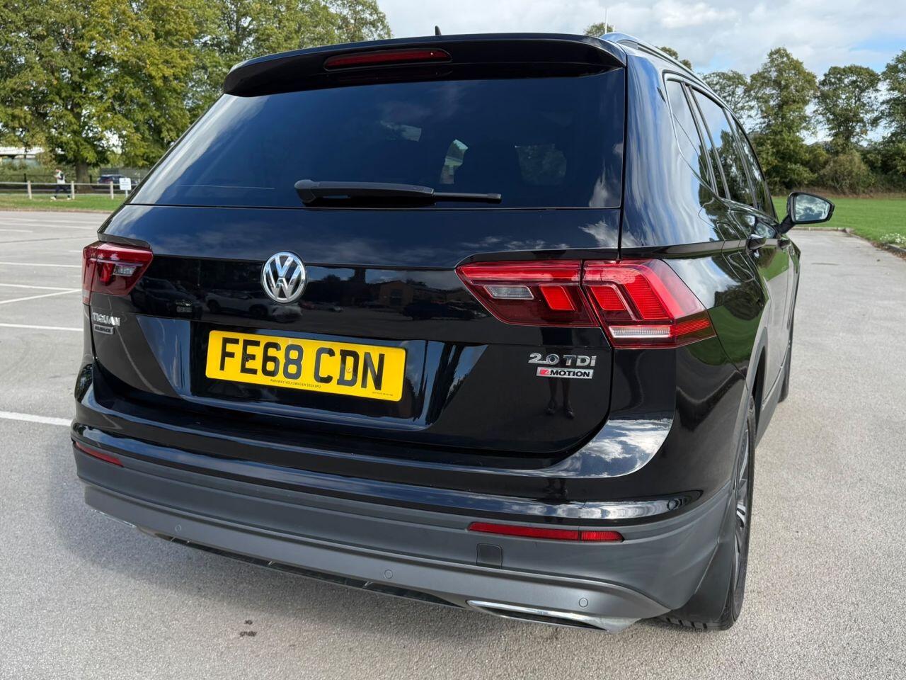 Volkswagen Tiguan Allspace view 29