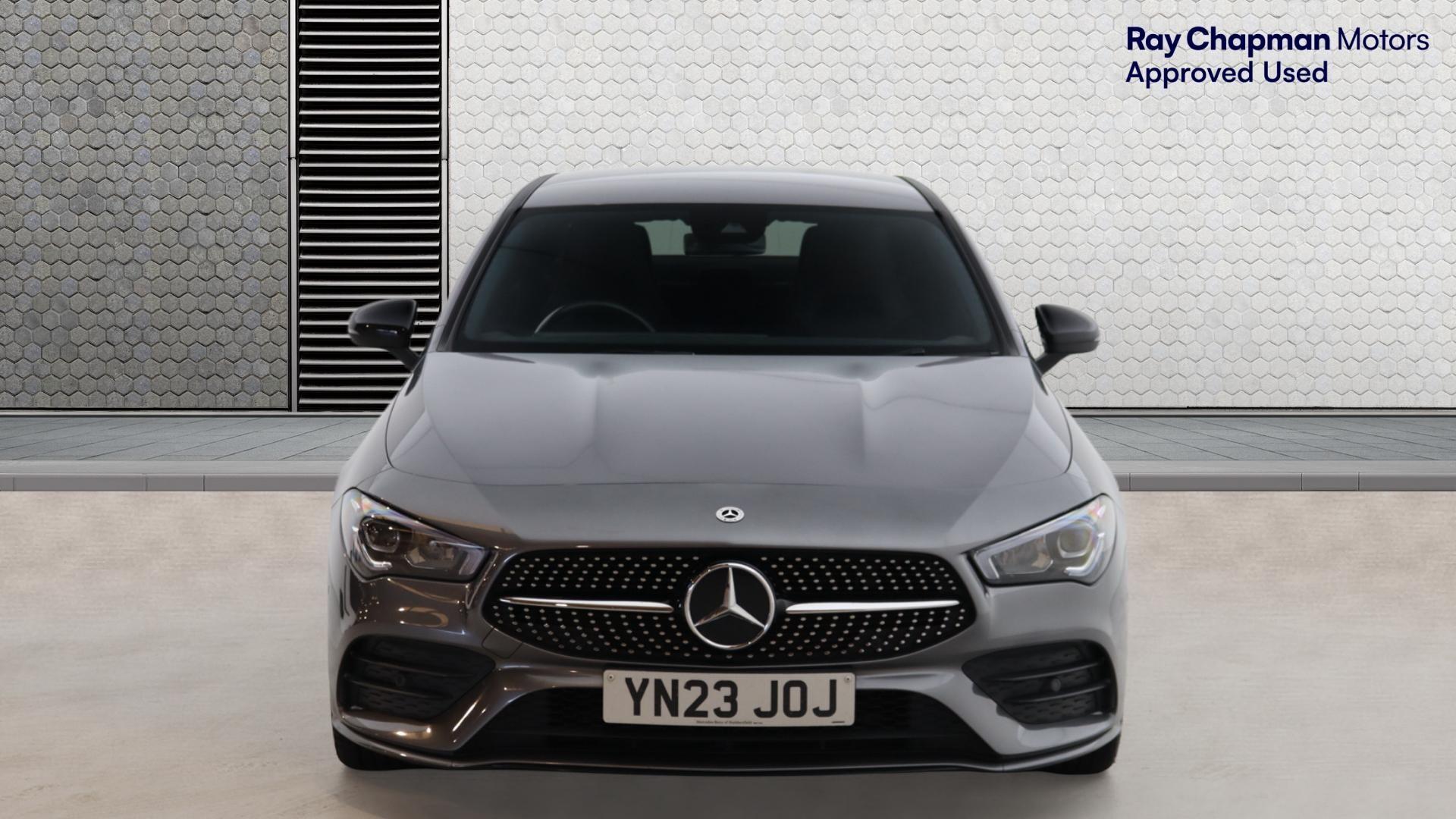 Mercedes-Benz Cla view 8