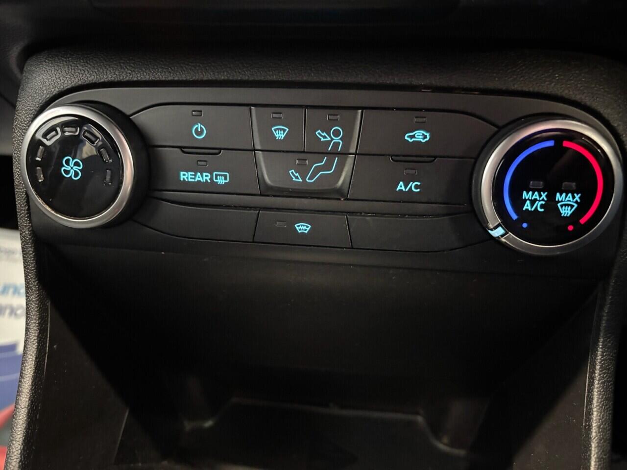 Ford Fiesta view 32