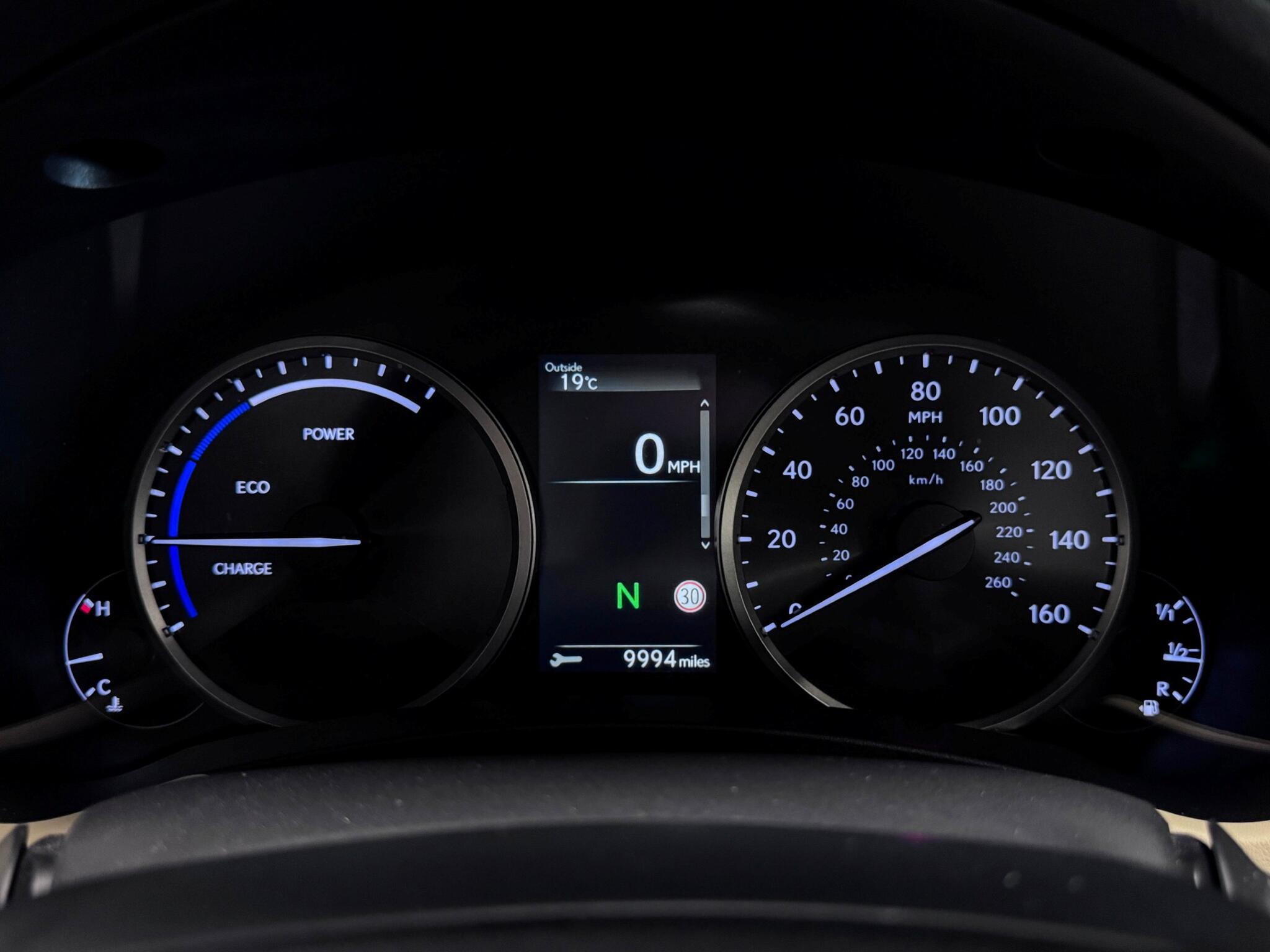 Lexus NX view 13
