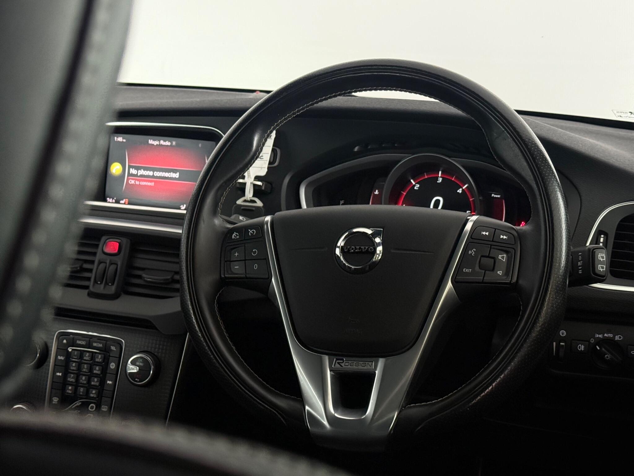 Volvo V40 view 25