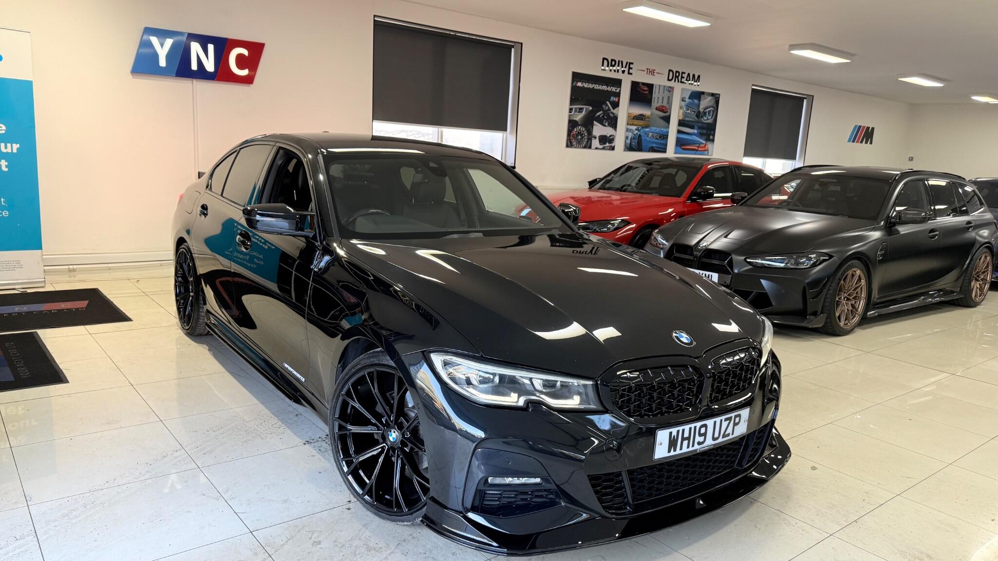 BMW 3 Series view 14