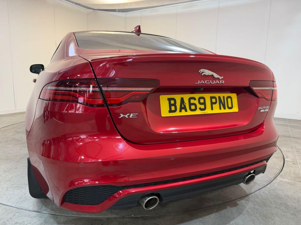 Jaguar Xe view 15