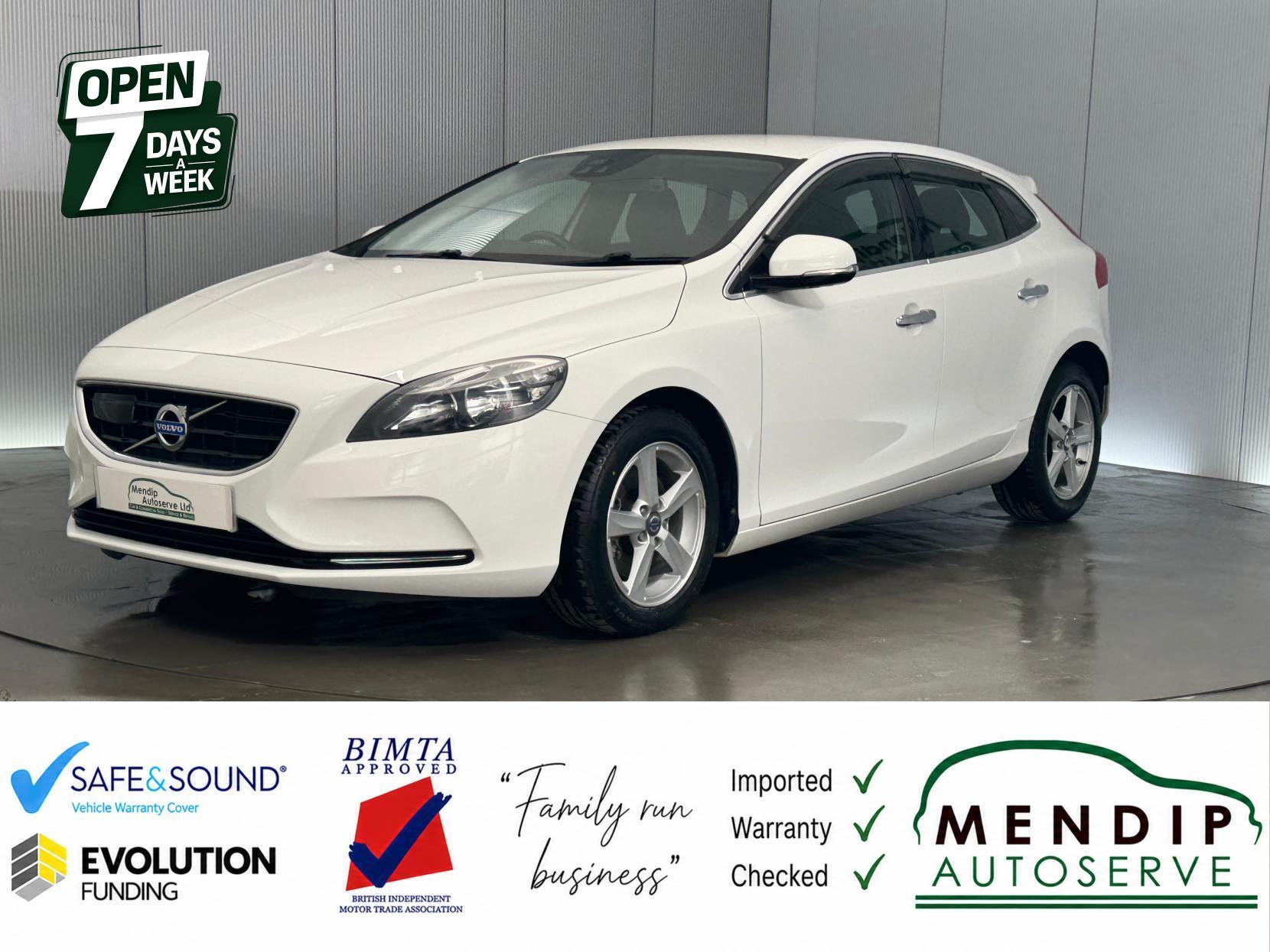 Volvo V40 main image