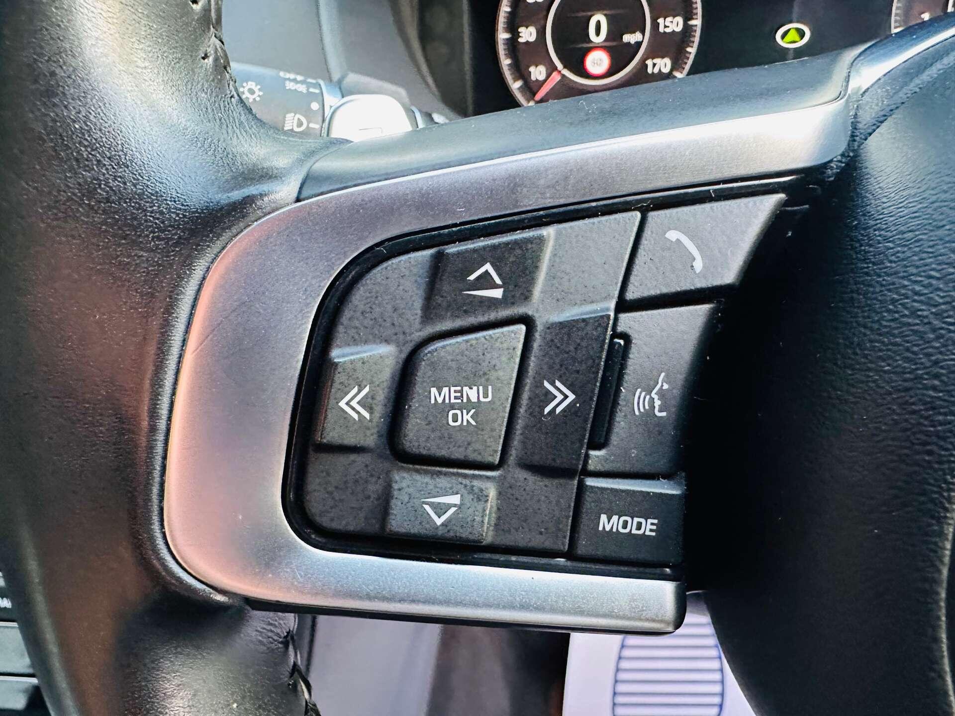 Jaguar F-Pace view 21