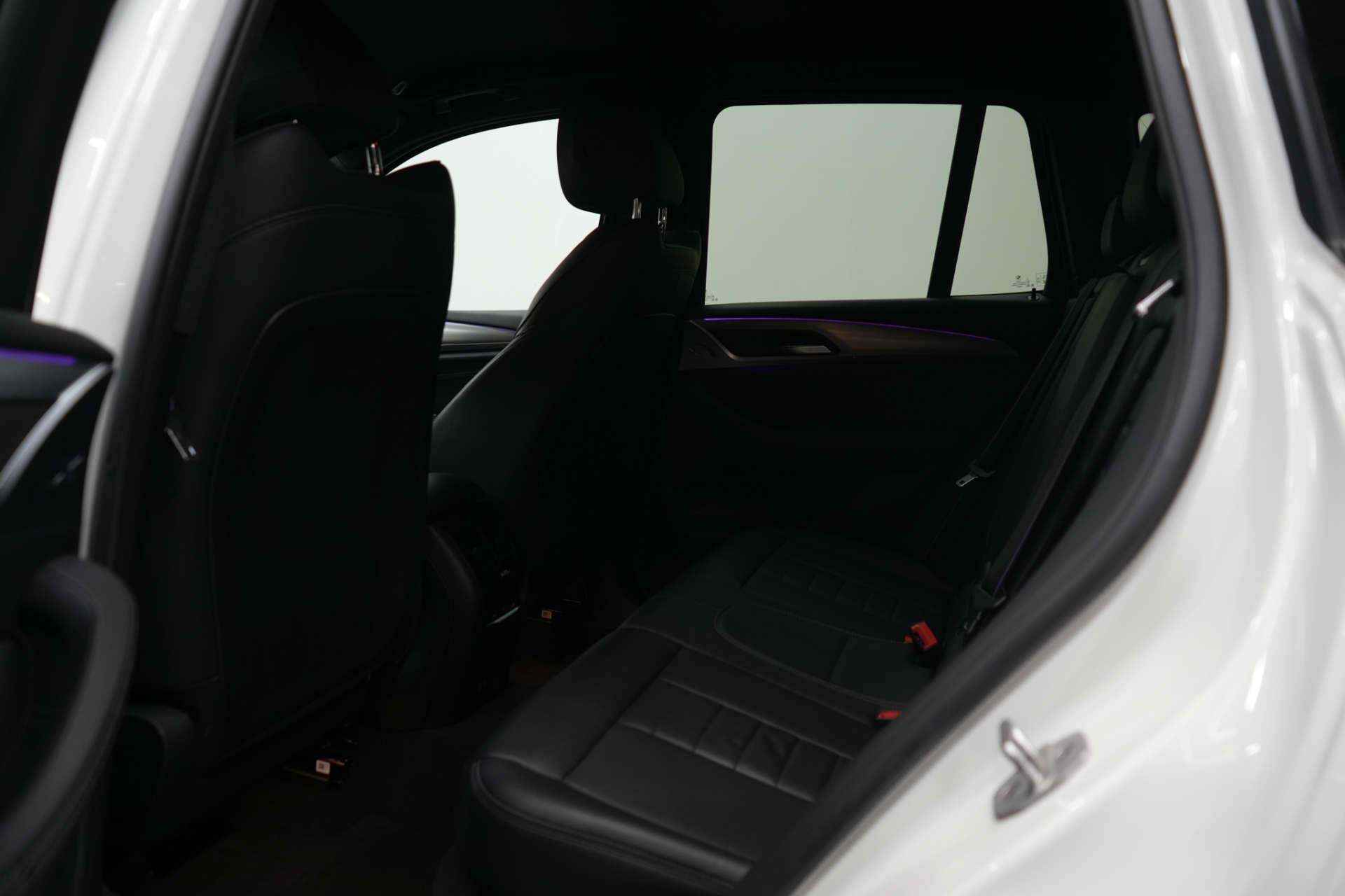BMW X3 view 30