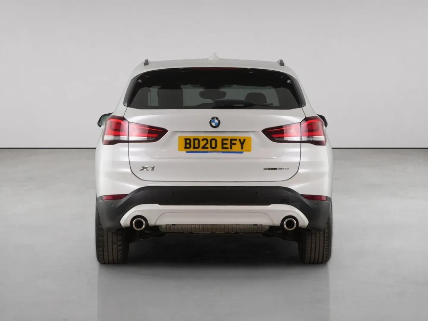 BMW X1 view 7