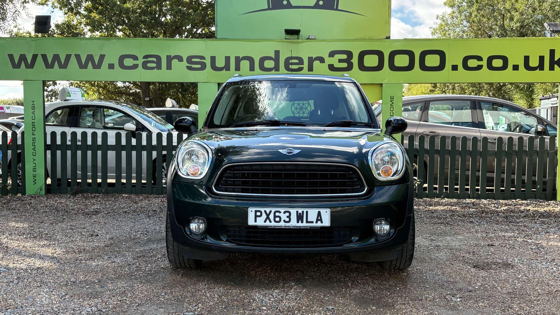 Mini Countryman view 2