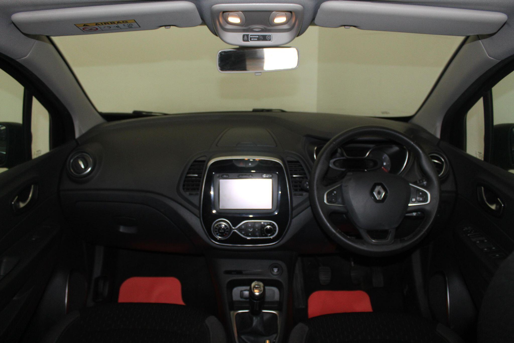Renault Captur view 26