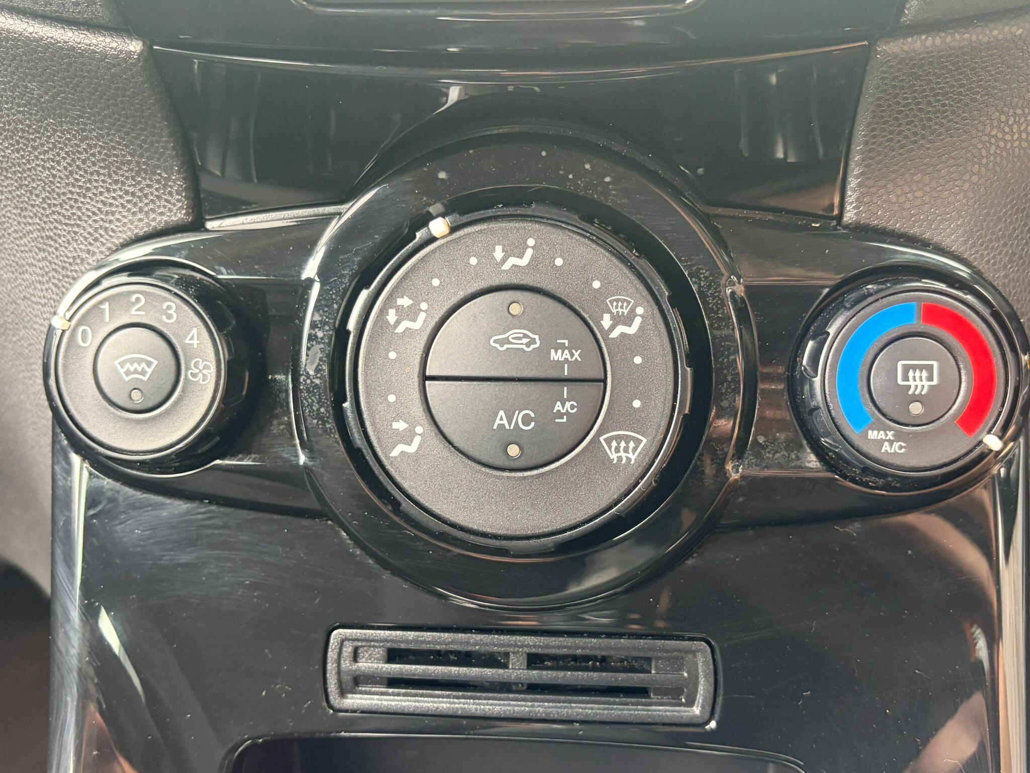 Ford Fiesta view 21