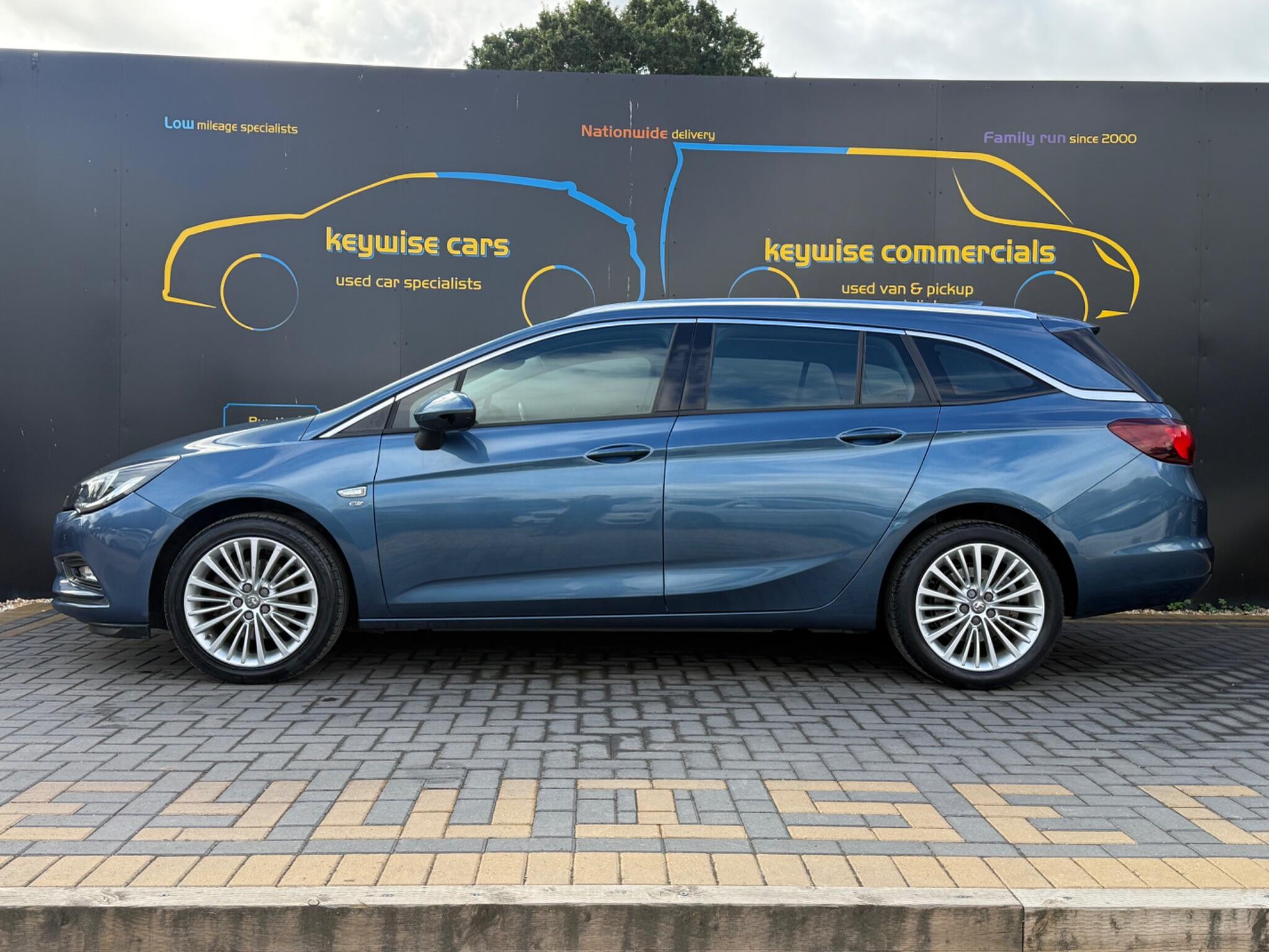 Vauxhall Astra view 2
