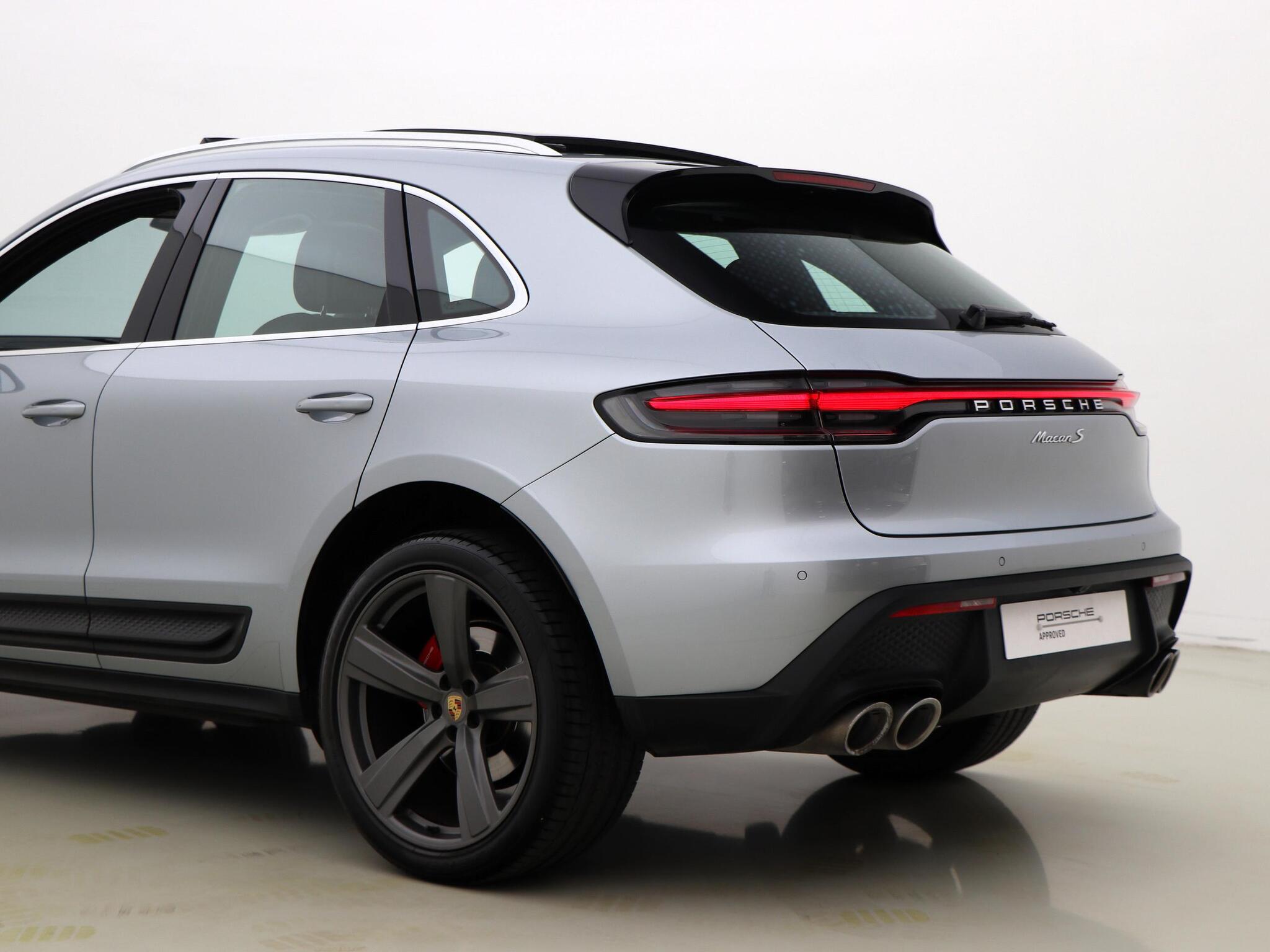 Porsche Macan view 24