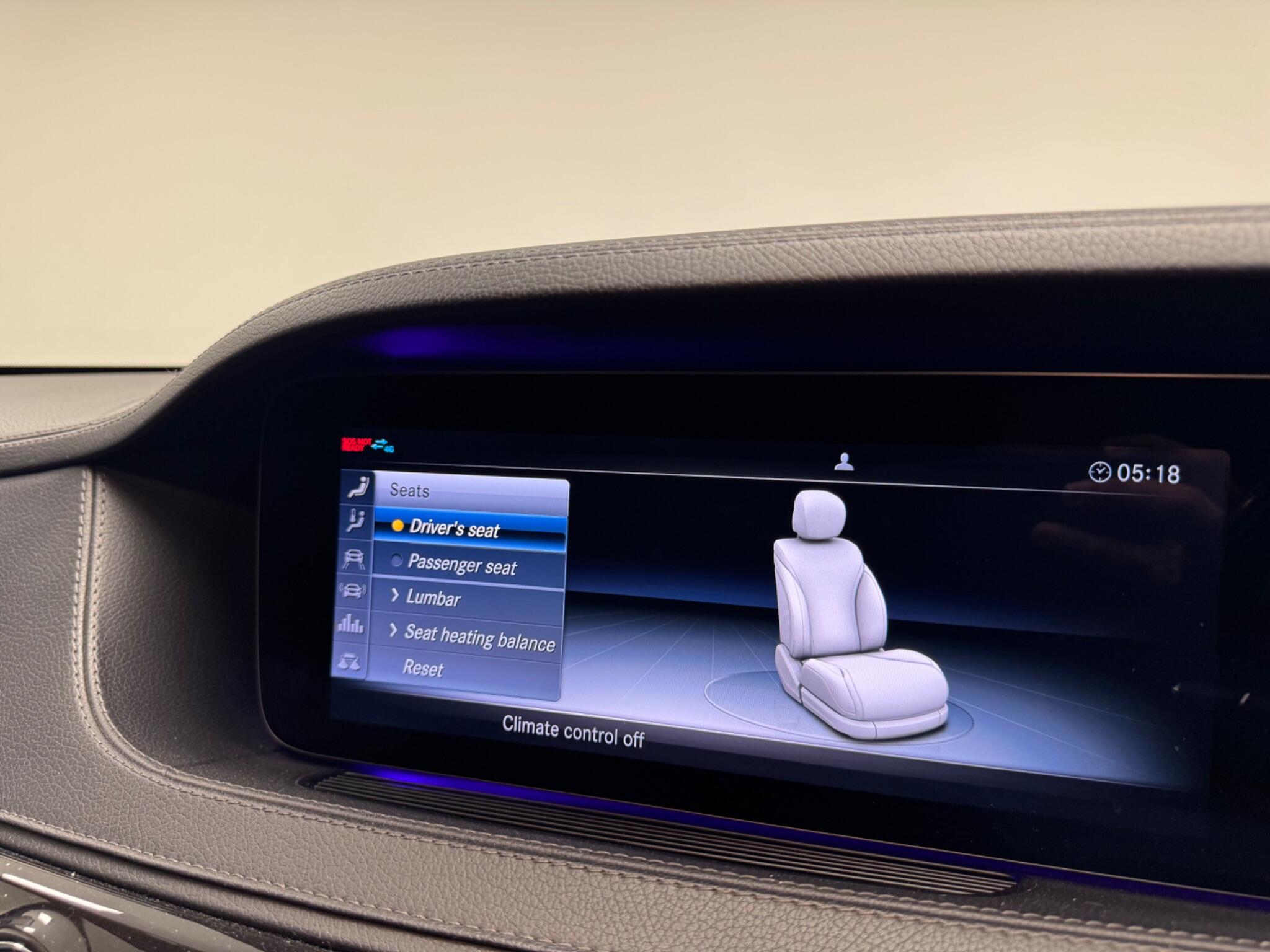 Mercedes-Benz S-Class view 23