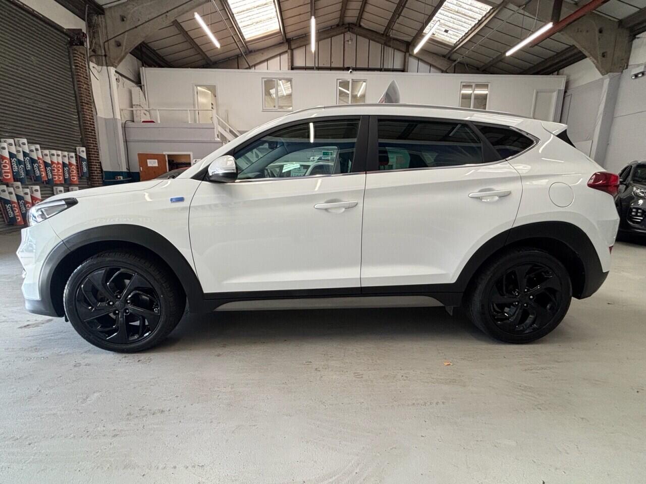 Hyundai Tucson view 8
