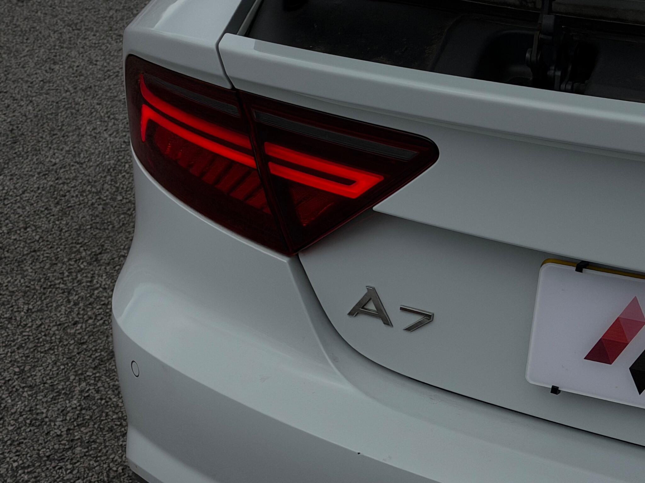 Audi A7 view 38