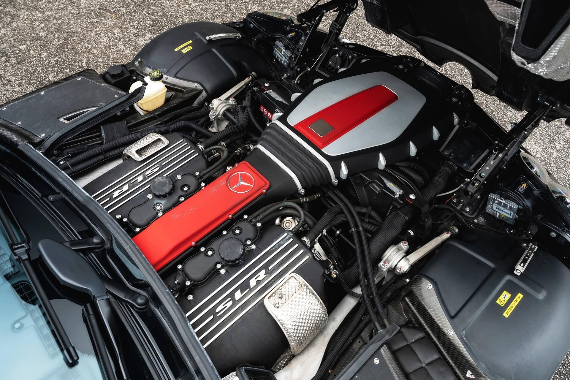 Mercedes-Benz SLR view 66