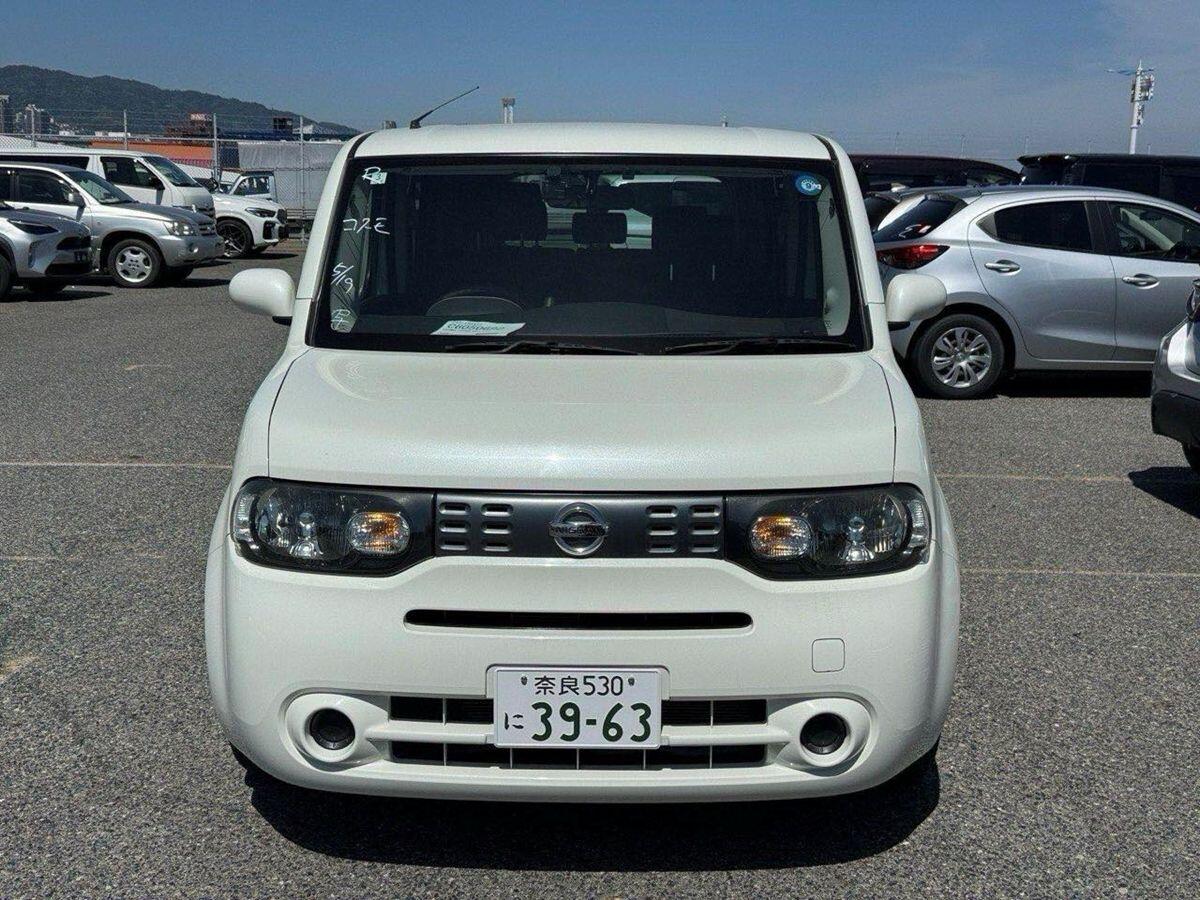 Nissan Cube view 7