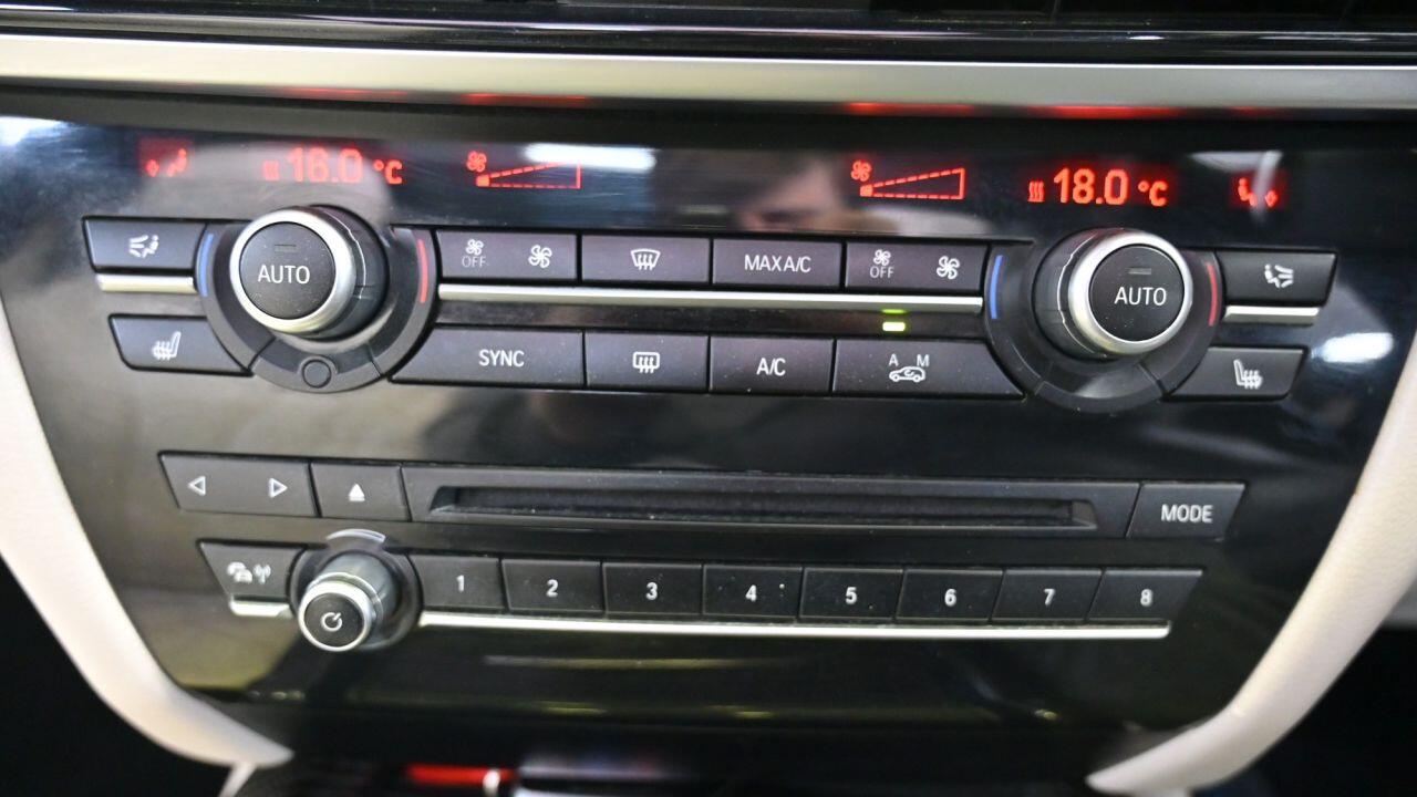 BMW X5 view 30