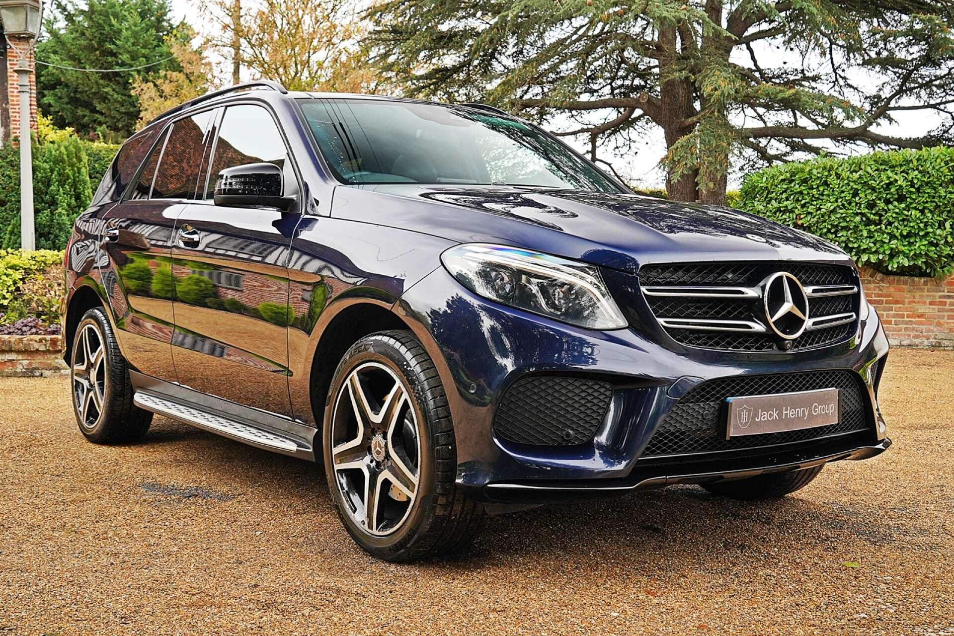 Mercedes-Benz GLE view 8