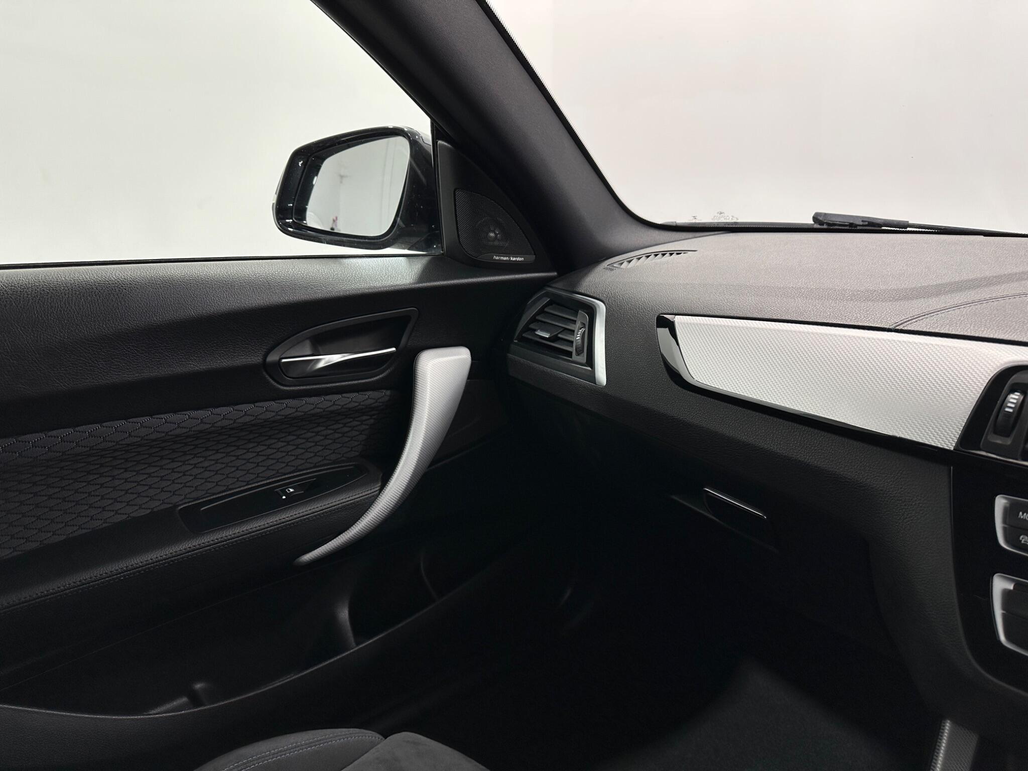 BMW 2 Series view 29