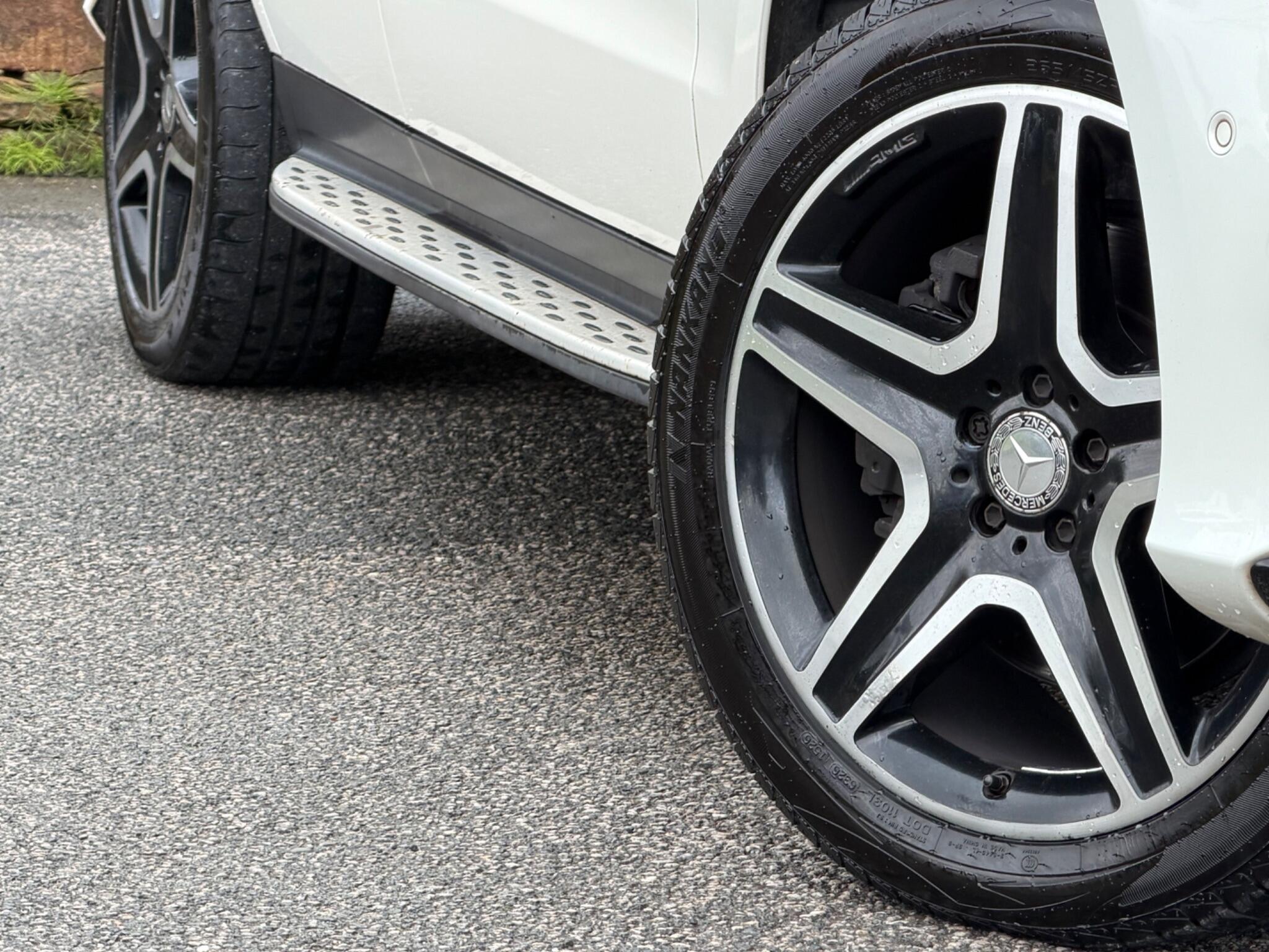 Mercedes-Benz GLE view 53