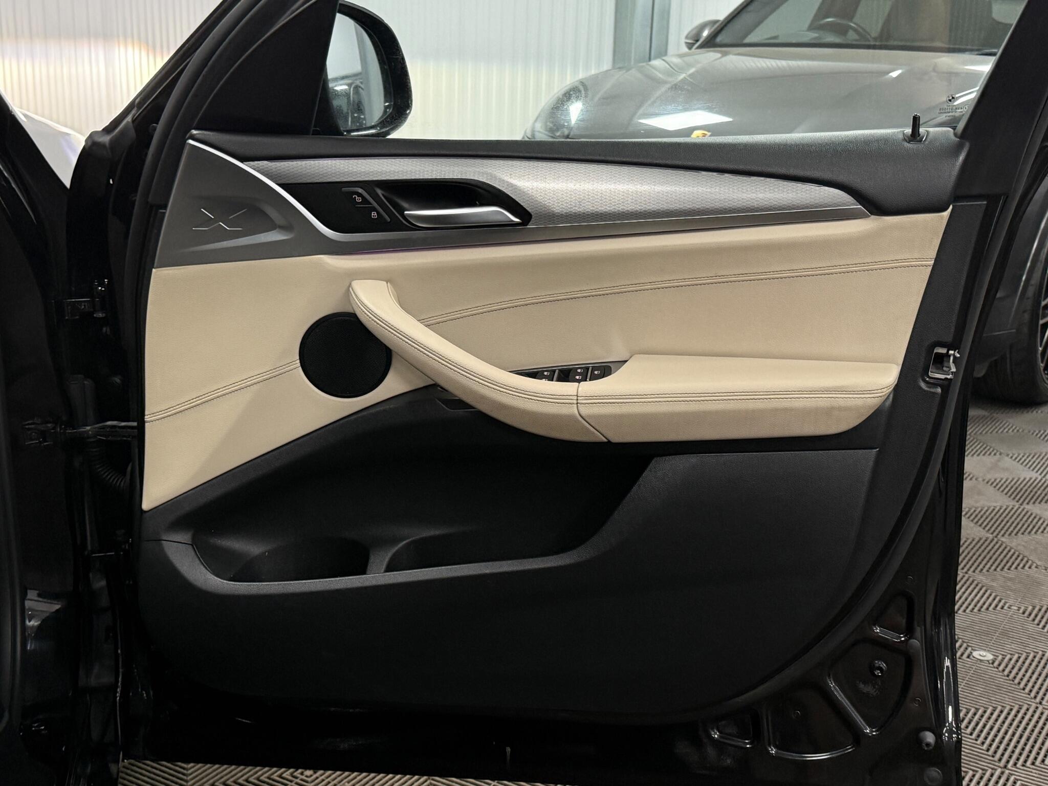 BMW X3 view 28