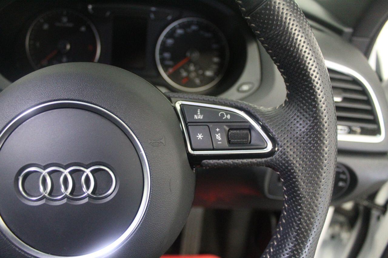 Audi Q3 view 48