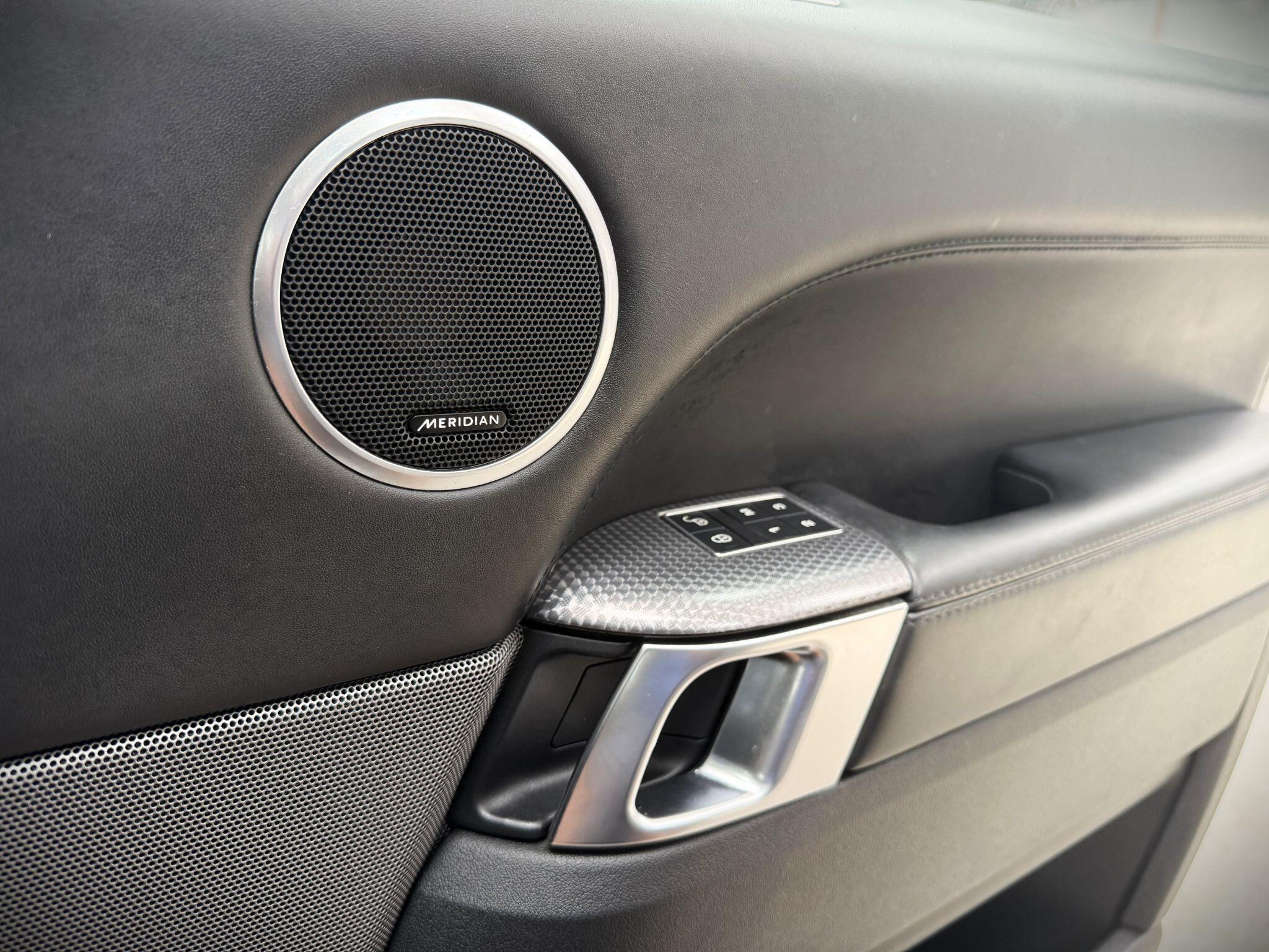 Land Rover Range Rover Sport view 10