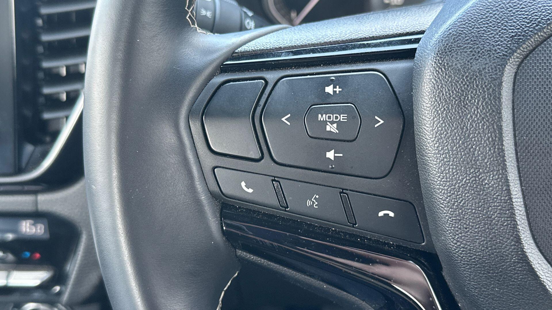 Isuzu D-Max view 15