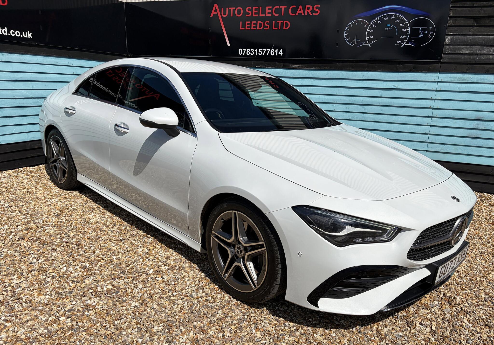 Mercedes-Benz Cla view 2
