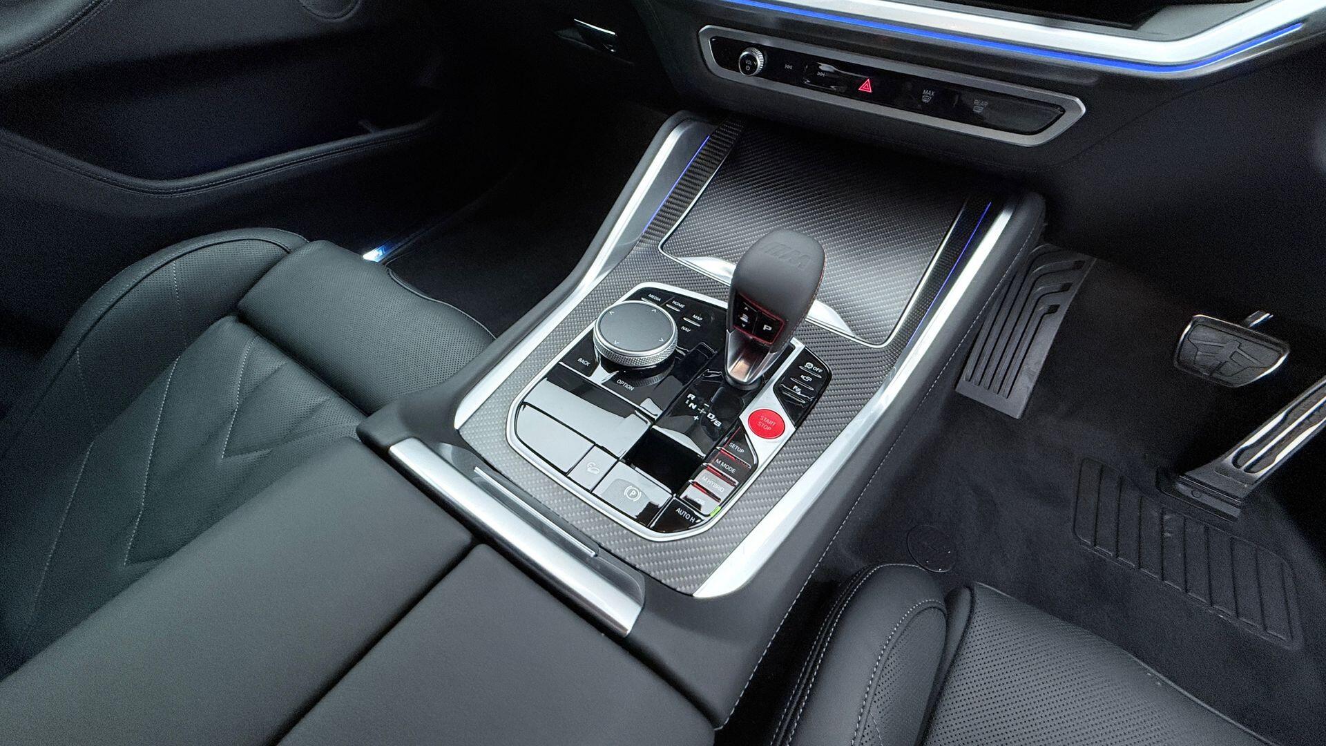 BMW XM view 10