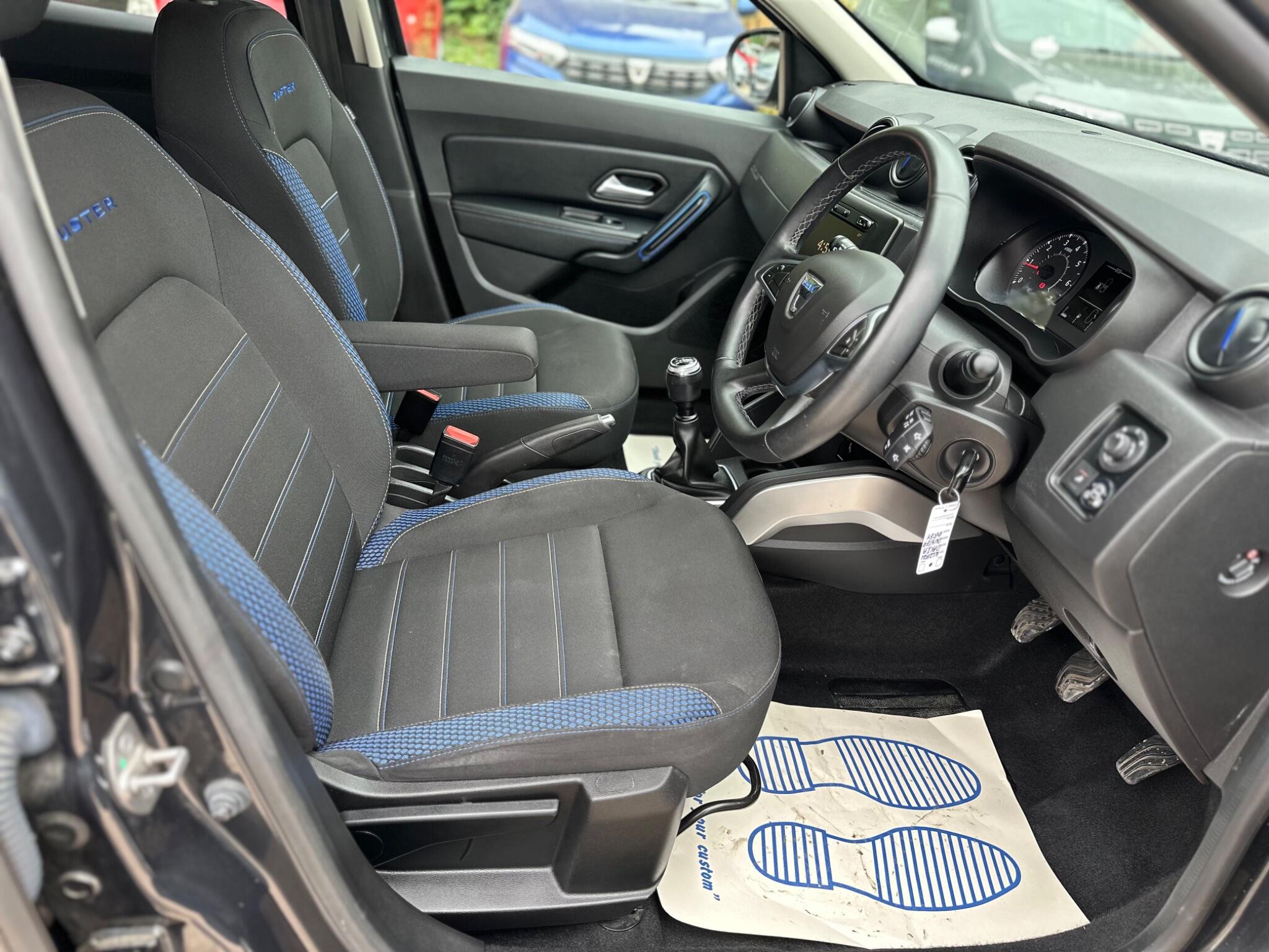 Dacia Duster view 51