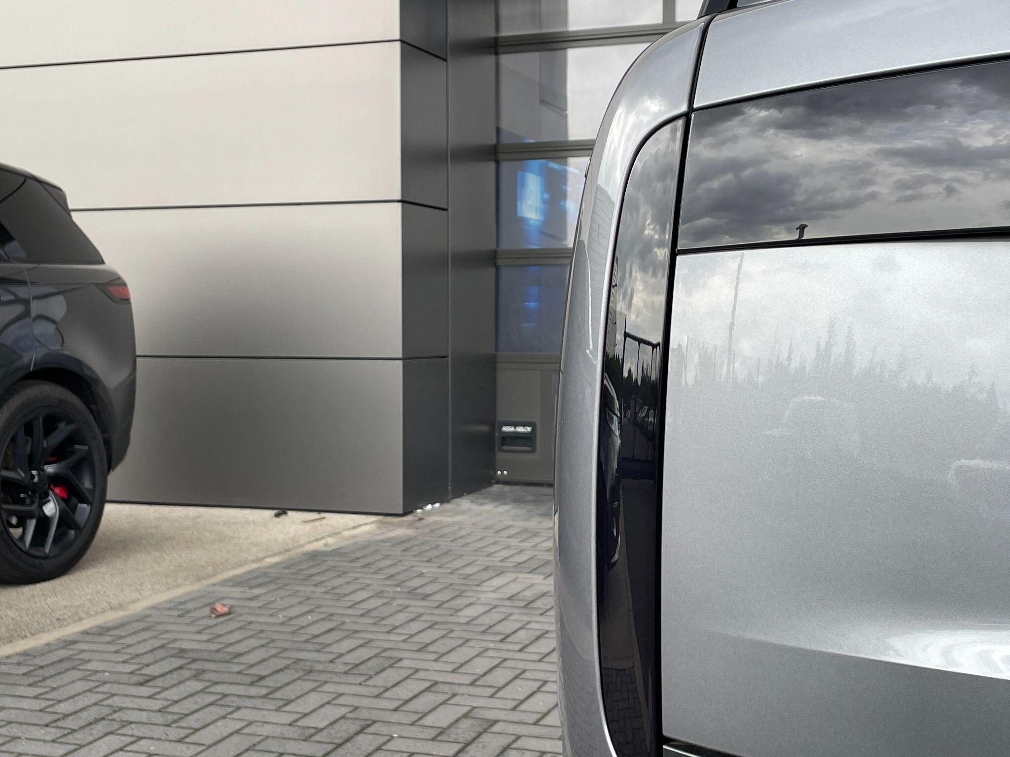 Land Rover Range Rover view 48